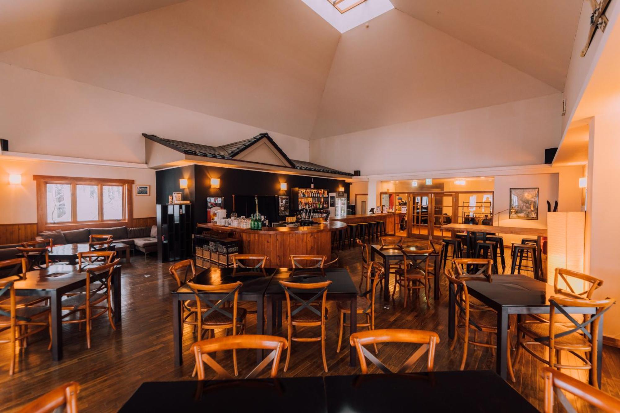 Double Black Hotel Hakuba Exterior photo